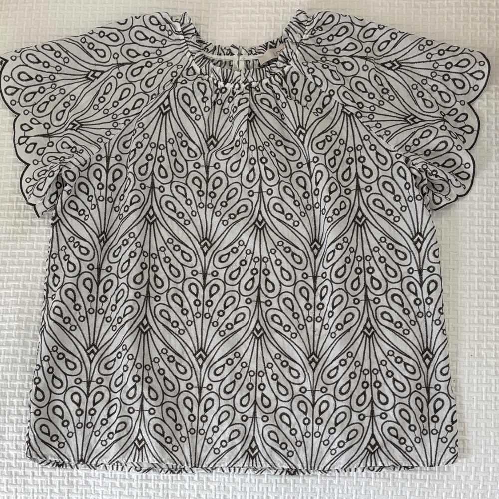 LOFT White Top with Dark Khaki Embroidery, size M